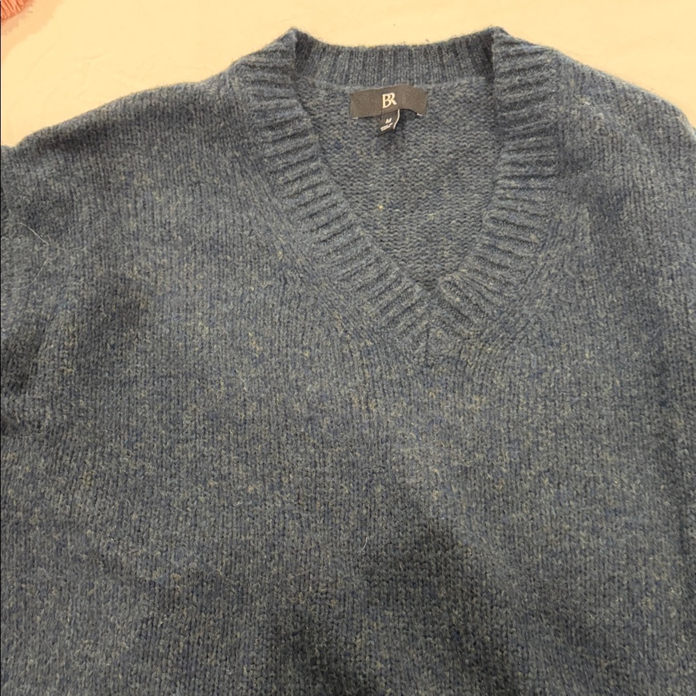 Banana Republic Women’s Heathered Blue V-Neck Sweater